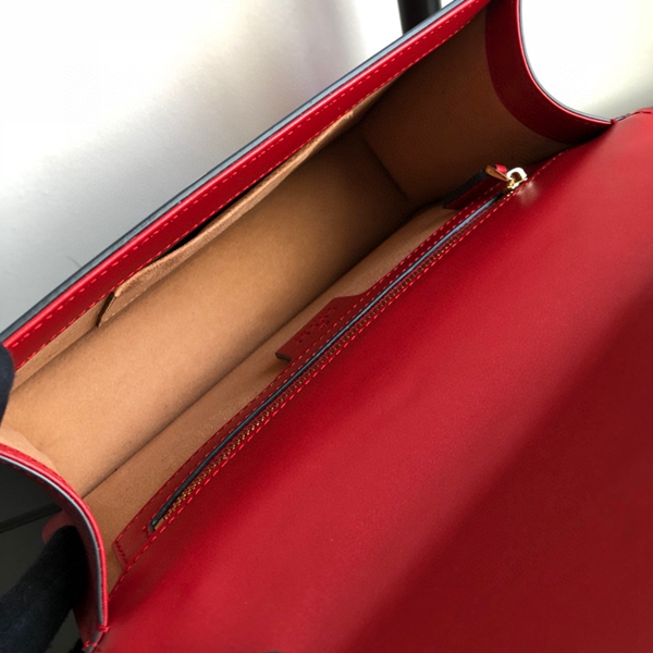 グッチバッグ角部分ディテール